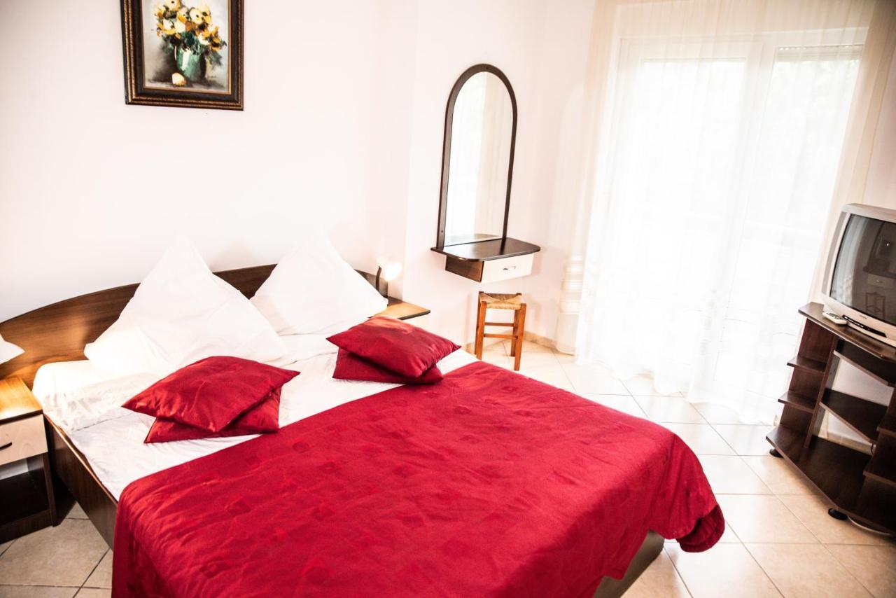 Club Onix Apartments Нептун Экстерьер фото