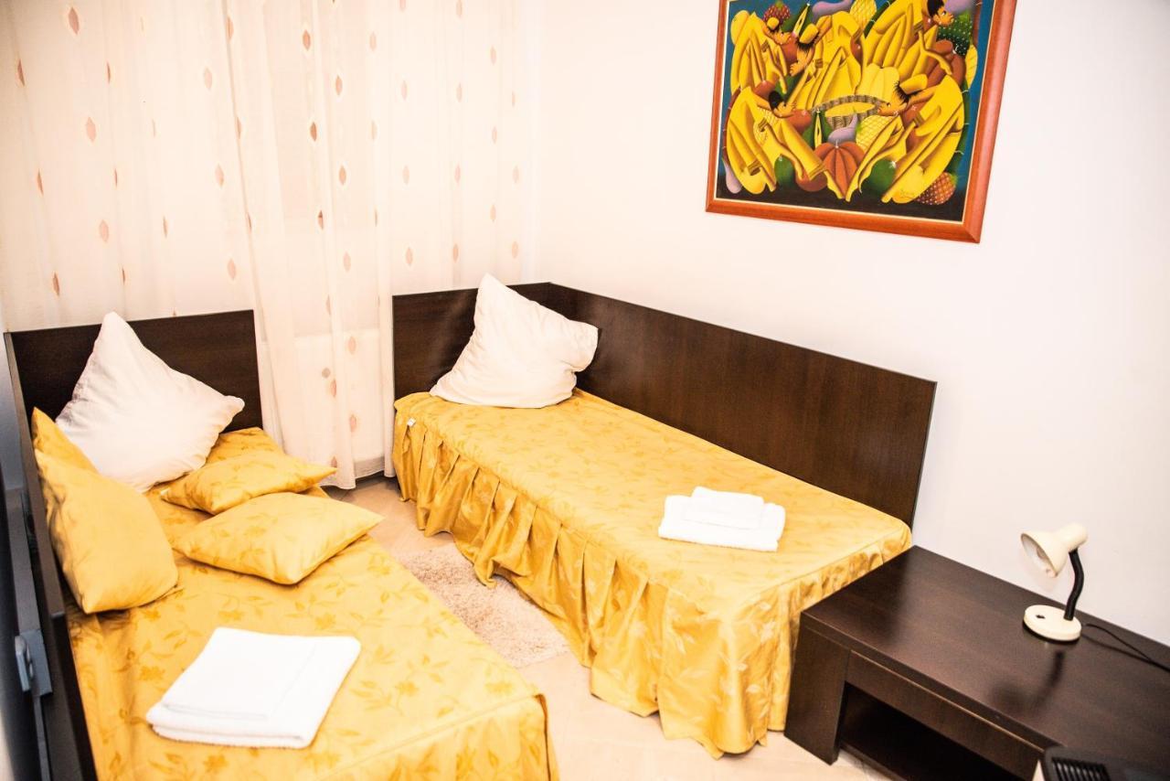 Club Onix Apartments Нептун Экстерьер фото