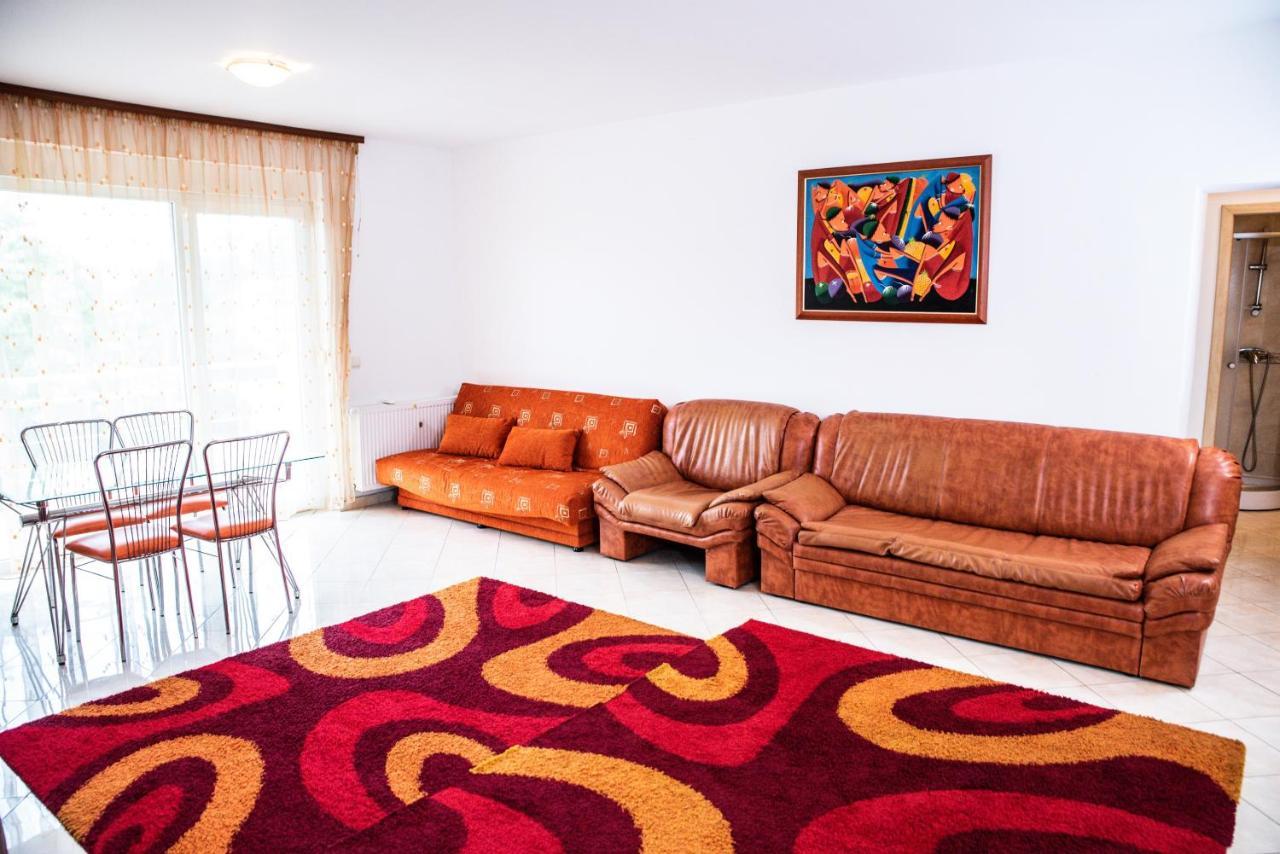 Club Onix Apartments Нептун Экстерьер фото
