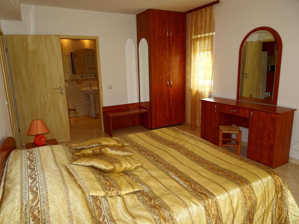 Club Onix Apartments Нептун Номер фото