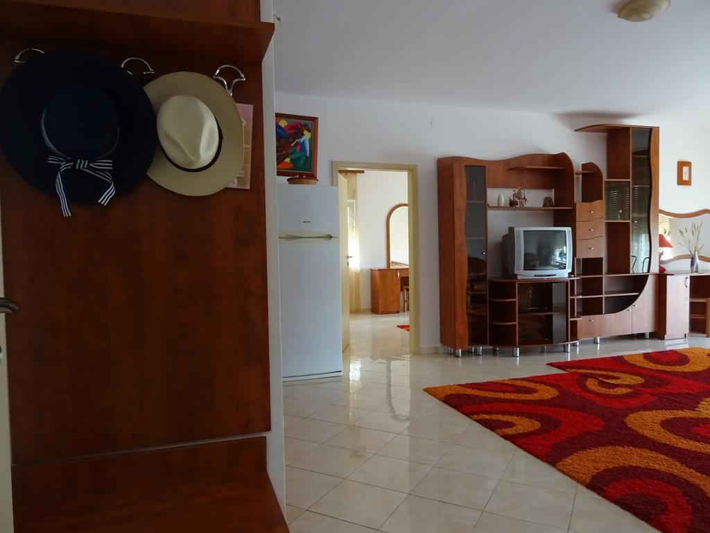 Club Onix Apartments Нептун Экстерьер фото